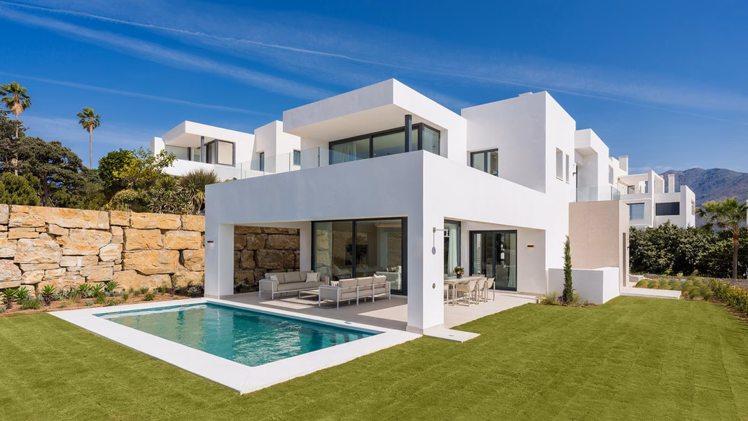 Aurea Villas — new development in Estepona