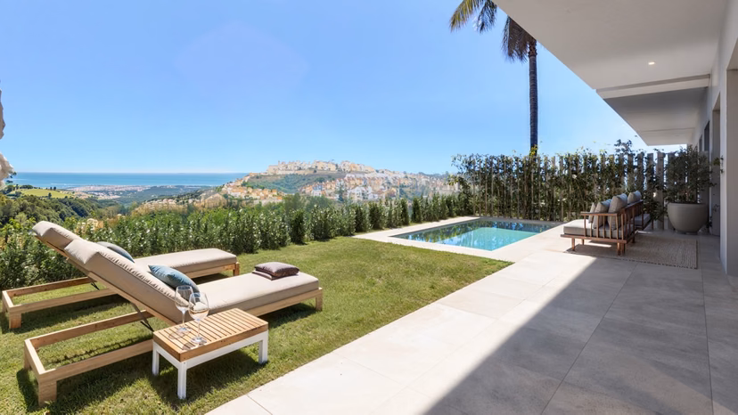 Spinto Blu in Casares — photo 2